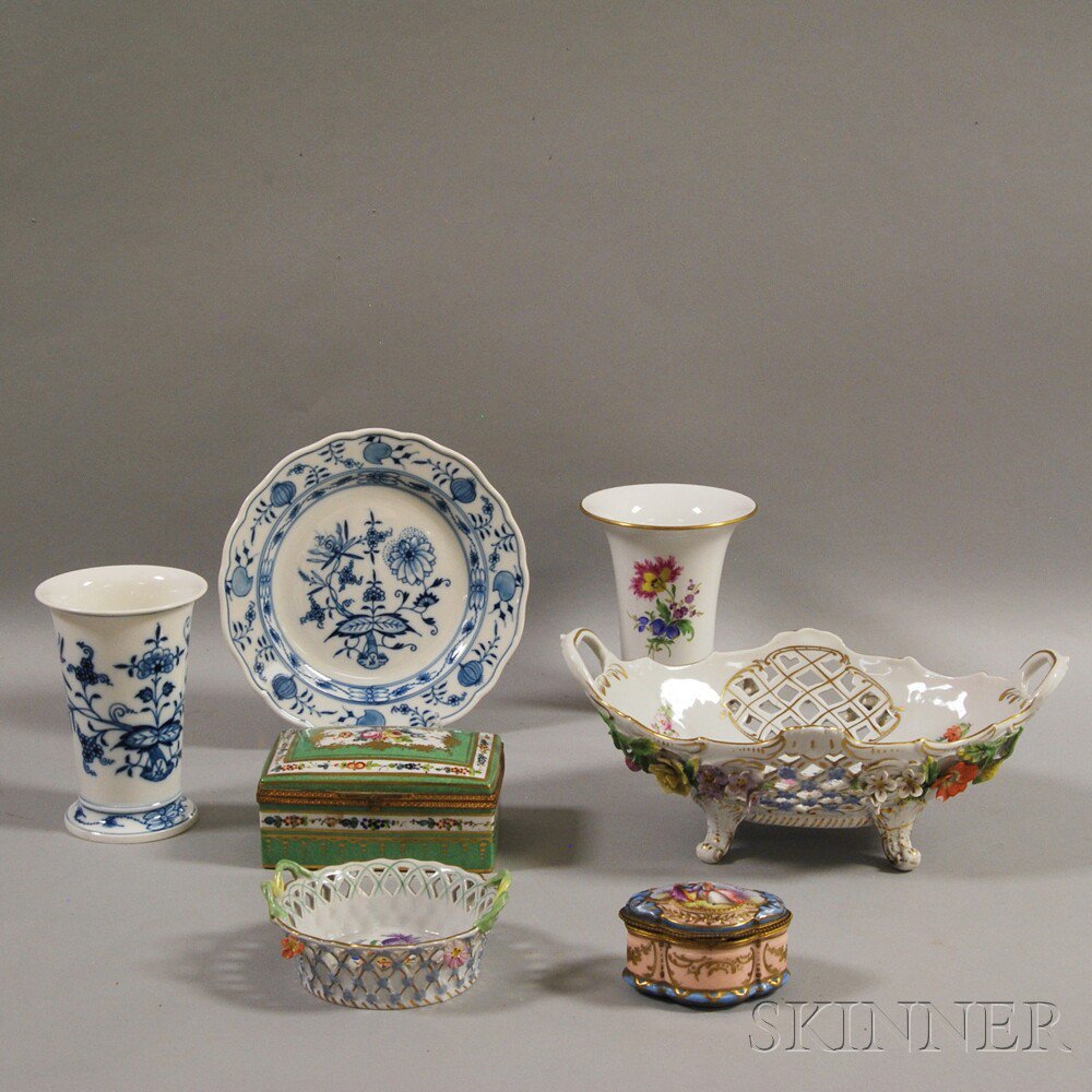 Appraisal: Seven Pieces of Continental Porcelain th and th century two