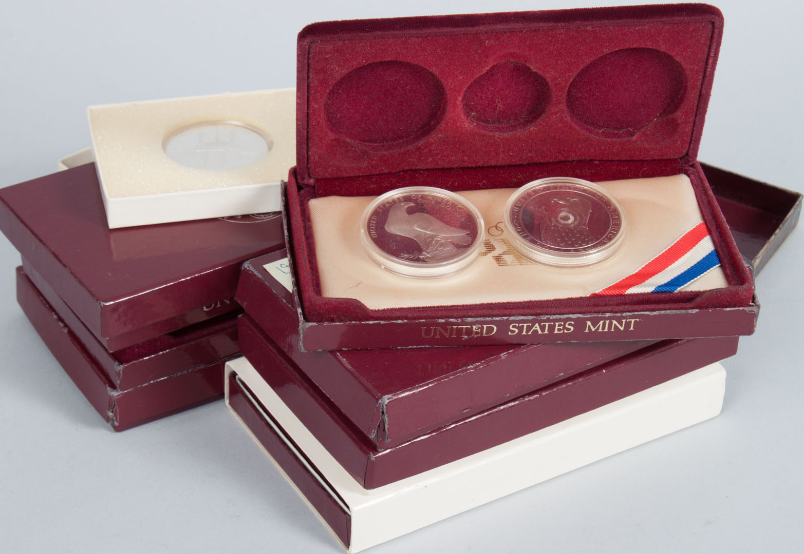 Appraisal: U S Commemorative Sets Olympic silver dollars Eleven - silver