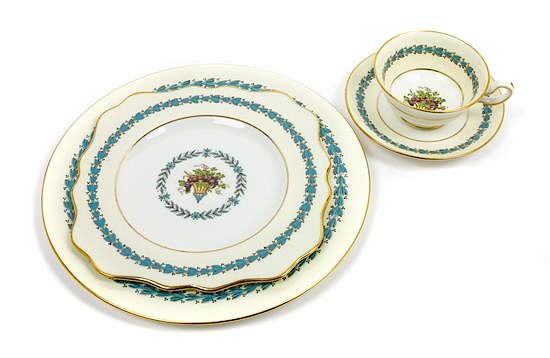 Appraisal: A Wedgewood Porcelain Dinner Service Diameter of dinner plate inches