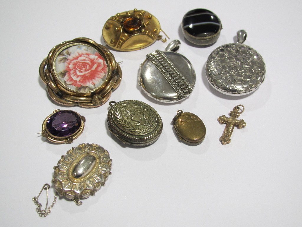 Appraisal: Lot comprising two Victorian silver photo lockets banded agate locket