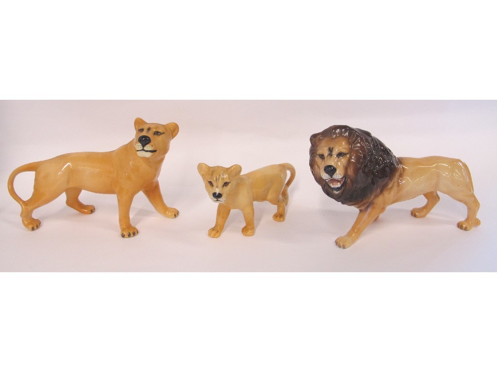 Appraisal: Beswick lion lioness and cub