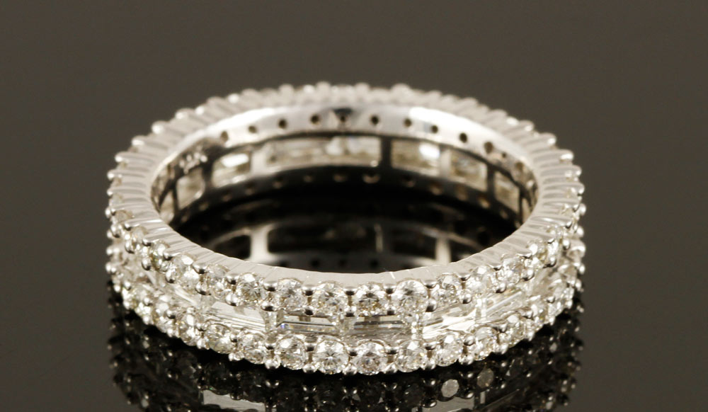 Appraisal: - K White Gold and Diamond Ring K white gold