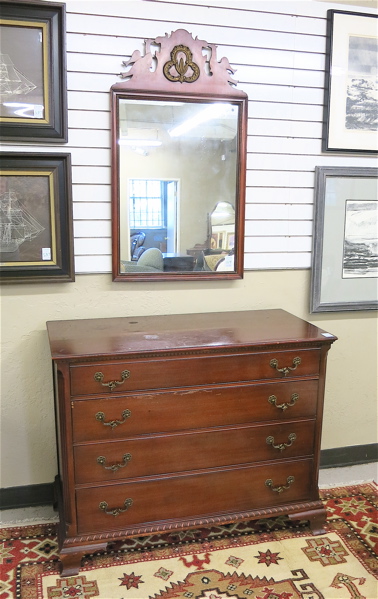 Appraisal: FEDERAL STYLE MAHOGANY CHEST OF DRAWERS WITH MATCHING WALL MIRROR