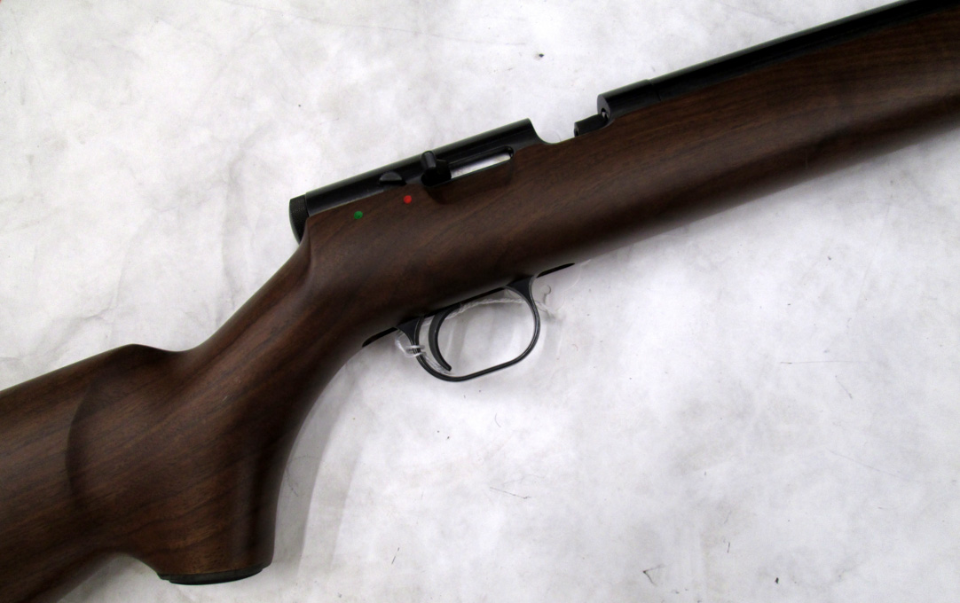 Appraisal: THOMPSON CENTER SYSTEM IN LINE MUZZLELOADER includes gauge caliber and