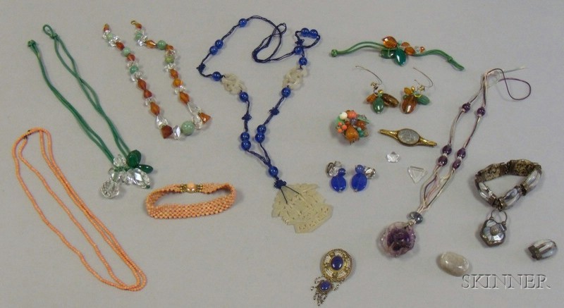 Appraisal: Group of Victorian and Art Deco Hardstone Jewelry including an