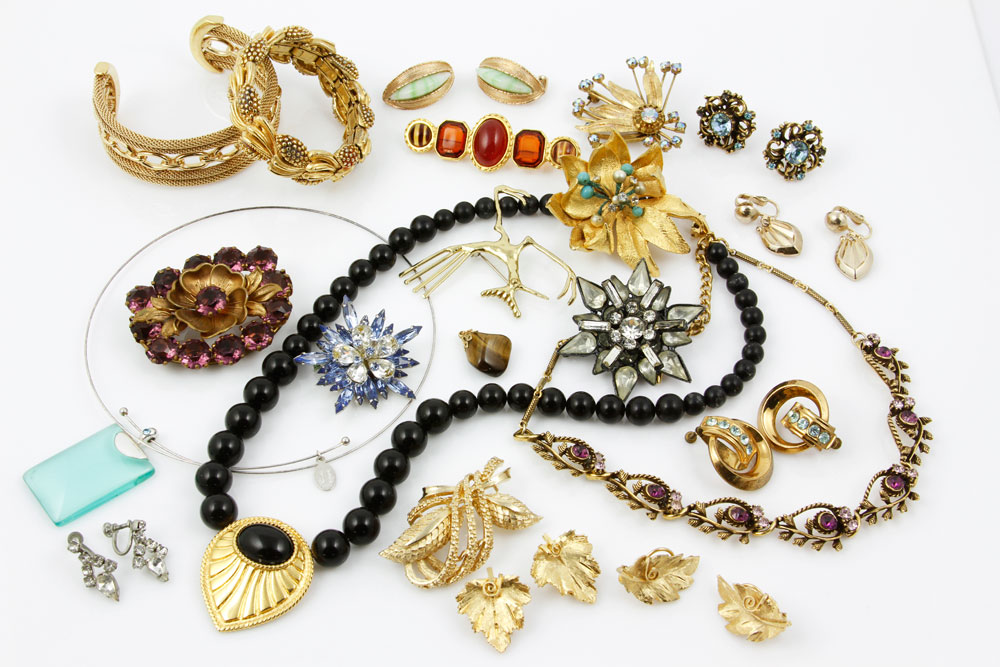 Appraisal: - Lot of Designer Costume Jewelry Lot of designer jewelry