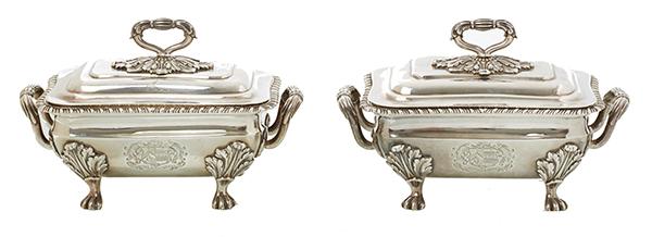 Appraisal: A PAIR OF GEORGE III SILVER SAUCE TUREENS BY JOSEPH