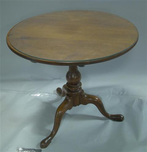 Appraisal: QUEEN ANNE MAHOGANY TILT TOP TABLE the later circular top