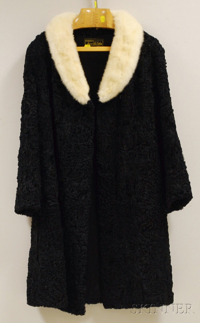 Appraisal: Mary's Fur Salon ACB Woman's Persian Lamb Coat with White