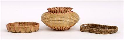 Appraisal: THREE SEMINOLE BASKETS to in to in diam and x