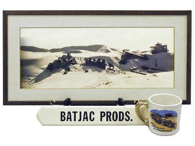 Appraisal: Original framed color photo John Wayne presentation coffee cup and