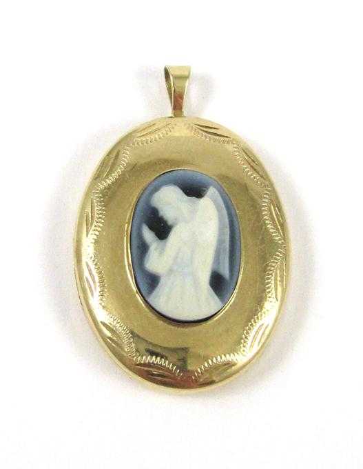 Appraisal: CAMEO AND TEN KARAT GOLD LOCKET with an oval blue