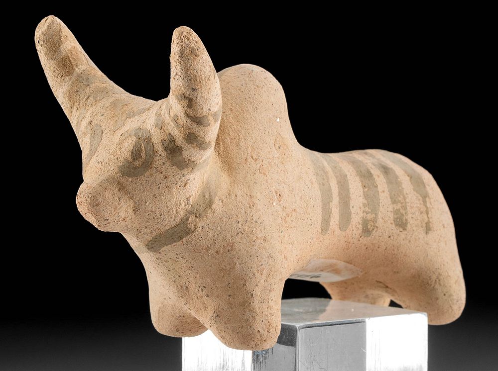 Appraisal: Indus Valley Pottery Humped Bull w Painted Detail Central Asia