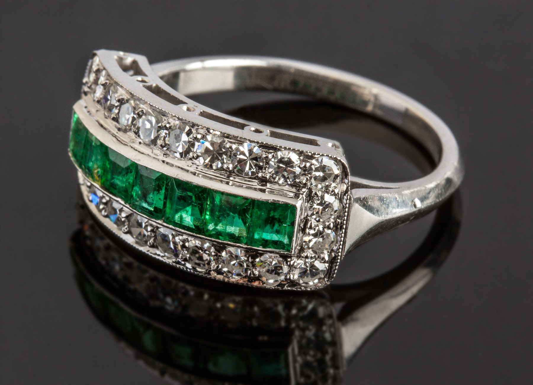 Appraisal: Ladies Vintage Platinum Diamond Emerald Ring round single cut diamonds