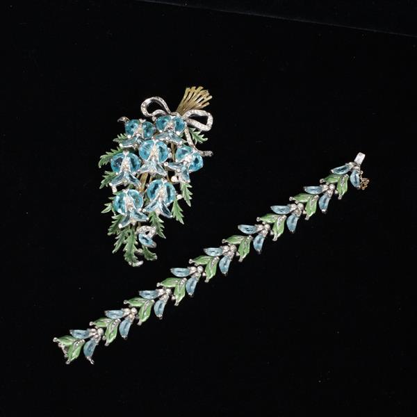 Appraisal: Trifari pc Blue and Pave Rhinestones and Enamel Bracelet Floral