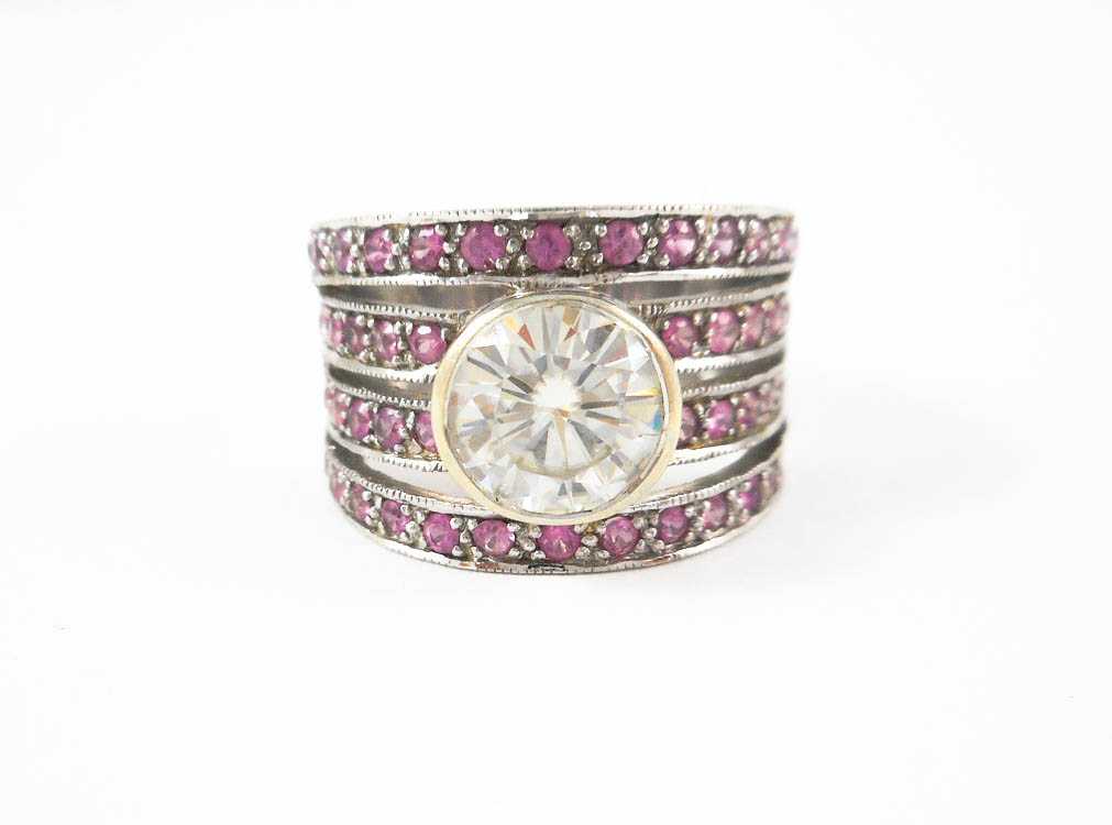 Appraisal: MOISSANITE PINK SAPPHIRE AND WHITE GOLD RING The k white