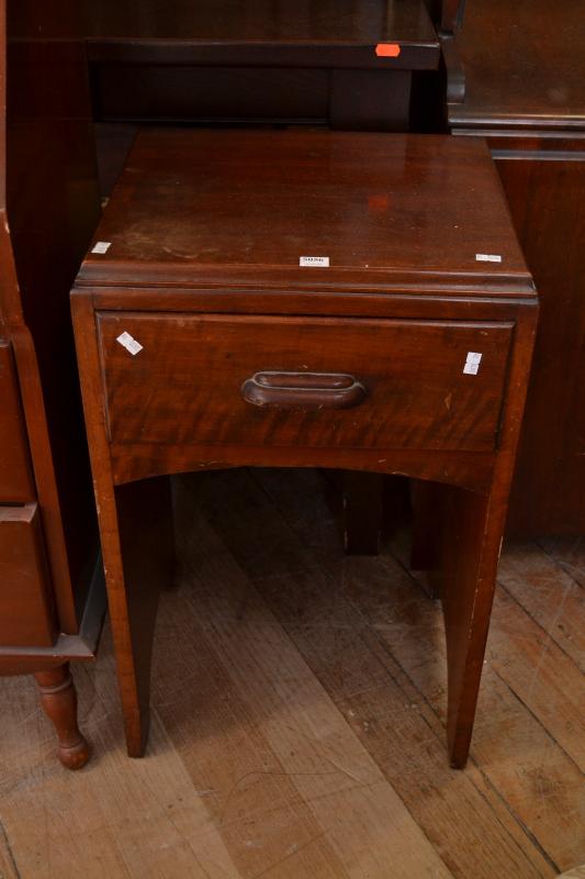 Appraisal: A FRED WARD SINGLE DRAWER BEDSIDE CABINET A FRED WARD