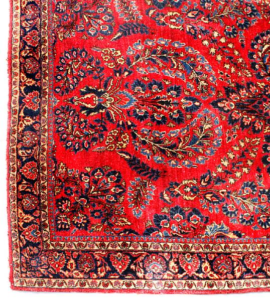 Appraisal: A Sarouk rug size approximately ft x ft in