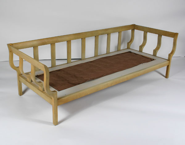 Appraisal: Hollywood regency style day bed with slat back construction and