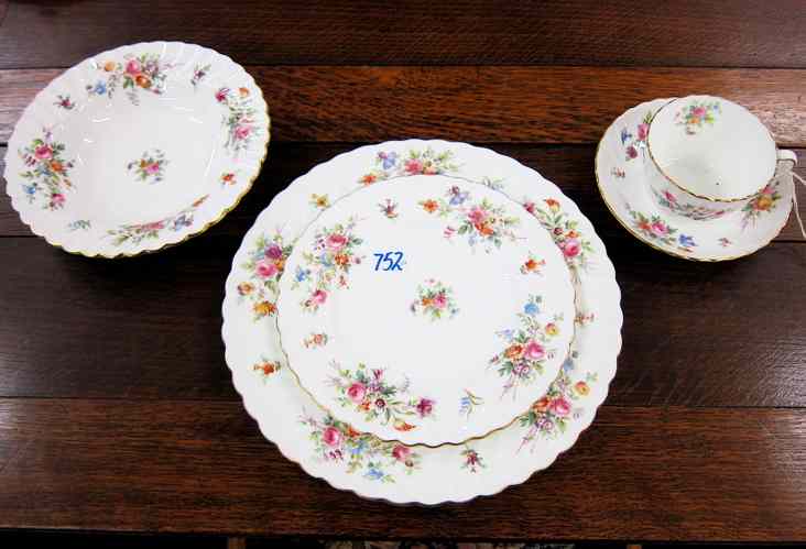 Appraisal: PIECE MINTON FINE CHINA SET in the ''Marlow'' pattern of