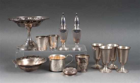 Appraisal: Thirteen American sterling silver table articles including a Stieff repousse