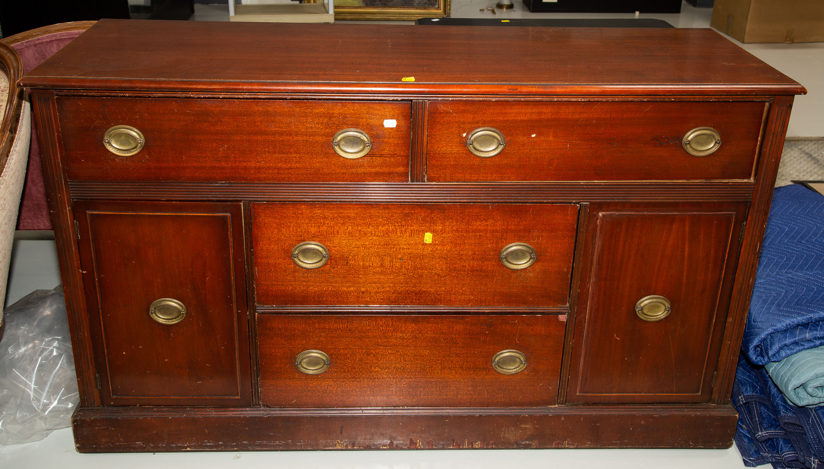 Appraisal: A GEORGIAN STYLE MAHOGANY BUFFET CABINET in H in W