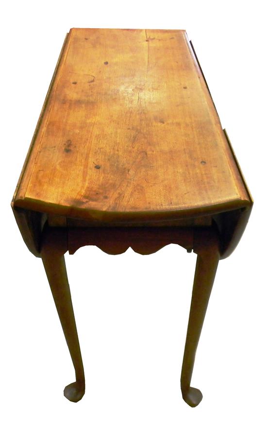 Appraisal: Queen Anne drop leaf dining table Connecticut Valley circa two