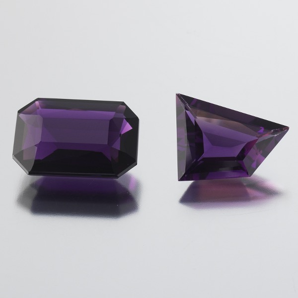 Appraisal: UNMOUNTED FANCY CUT CT AND STEP CUT CT AMETHYSTS x