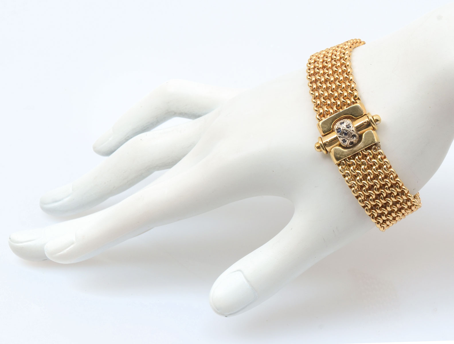 Appraisal: K MESH BRACELET WITH SAPPHIRE SET CLASP Elegant K yellow