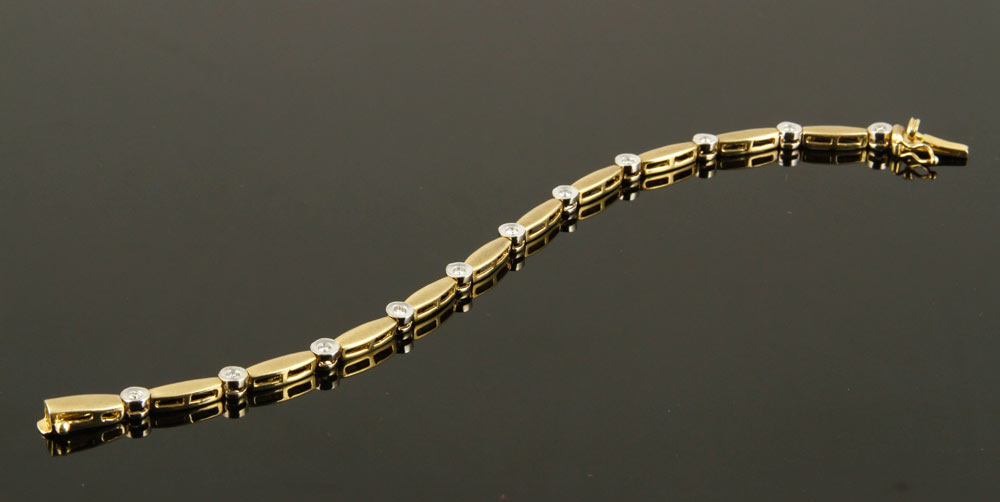 Appraisal: - K Yellow Gold and Diamond Bracelet K yellow gold