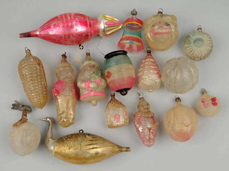 Appraisal: Lot of Early Christmas Ornaments Description Includes one ear of