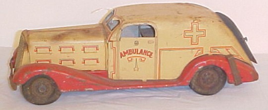 Appraisal: Marx wind-up ambulance rust and paint loss wind-up mechanism rusty