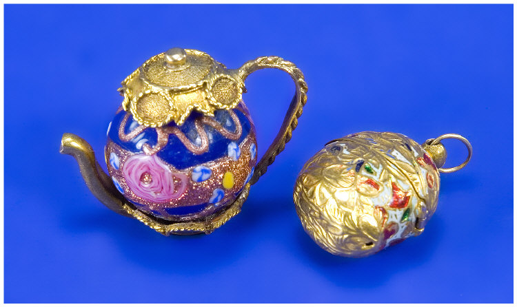 Appraisal: ct Gold Charm In The Form Of A Teapot The