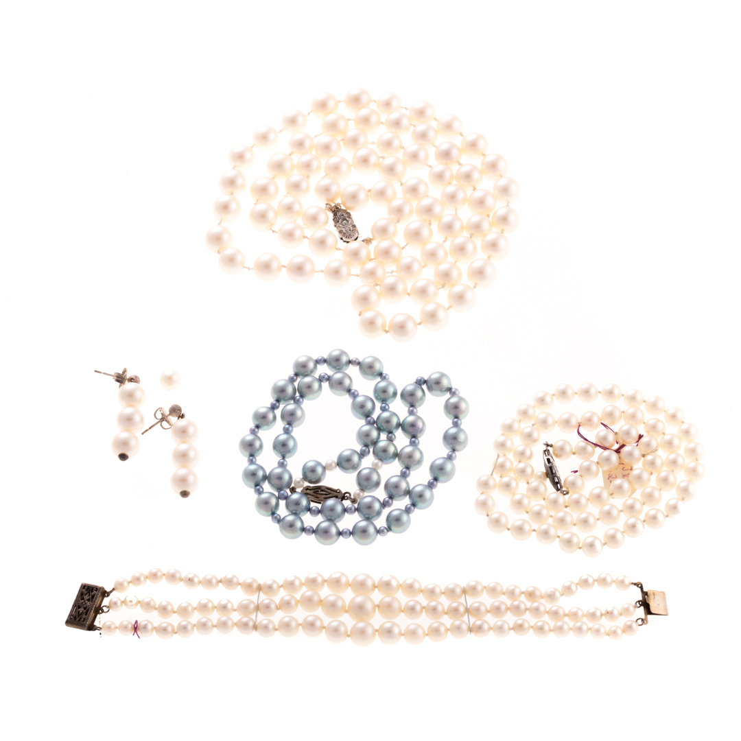 Appraisal: A Collection of Lady's Pearl Jewelry Cultured pearl three strand