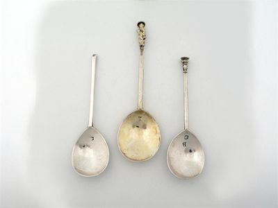 Appraisal: A Charles I seal top spoon the terminal with traces