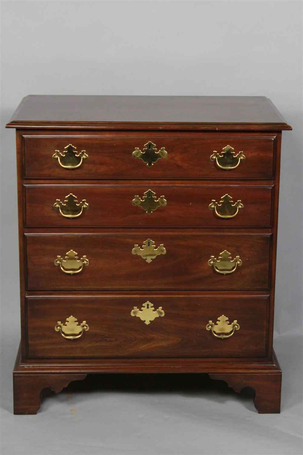 Appraisal: HARDEN CHIPPENDALE STYLE MAHOGANY CHEST OF DRAWERS the rectangular molded