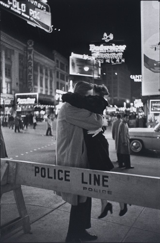 Appraisal: CARTIER-BRESSON HENRI - Untitled Couple embracing in Times Square New