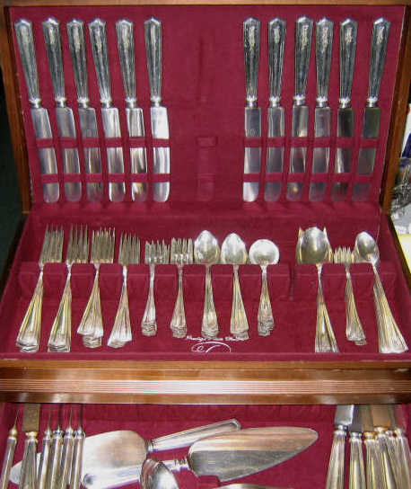 Appraisal: INTERNATIONAL SILVER COMPANY MERIDEN CT Sterling silver flatware service Brandon