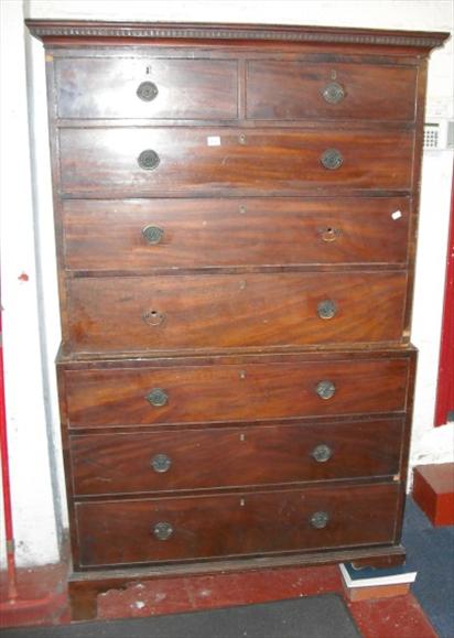 Appraisal: A George III mahogany chest on chest with dentil cornice