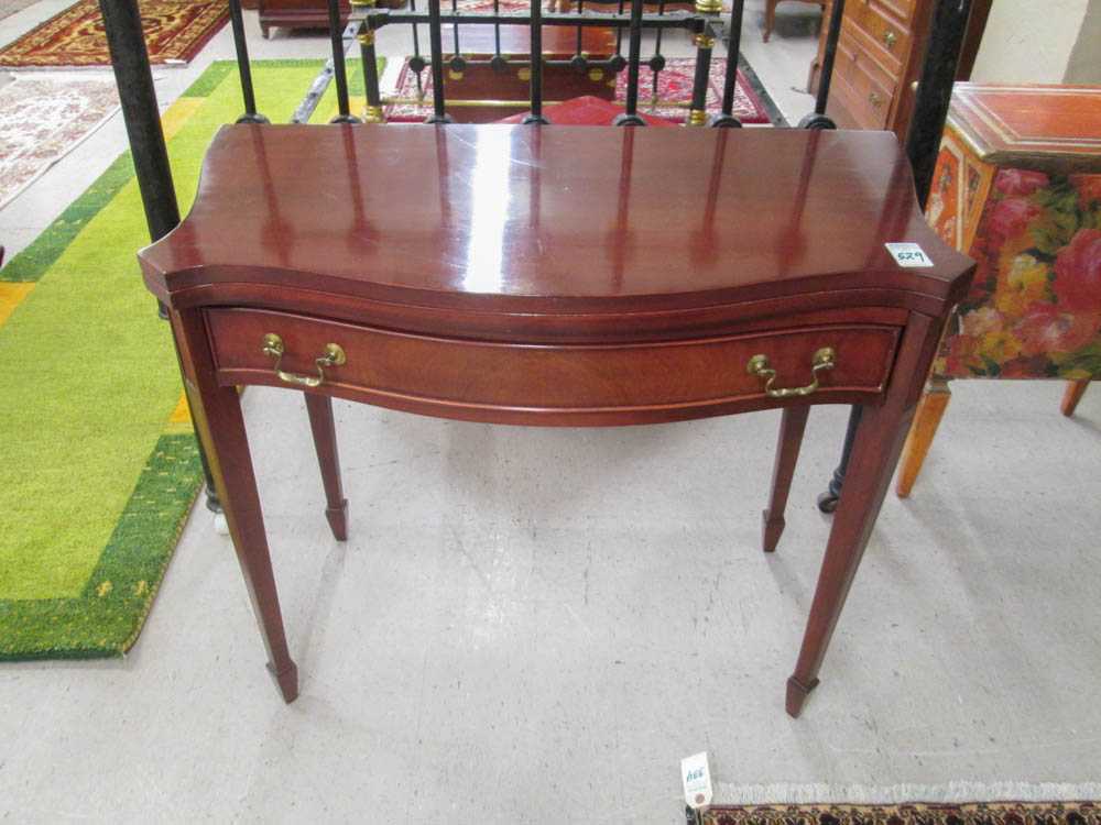 Appraisal: FEDERAL STYLE MAHOGANY GAME TABLE American mid- th century having