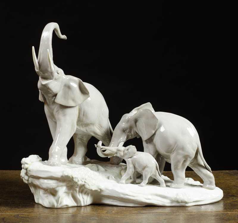 Appraisal: LLADRO ELEPHANT FAMILY PORCELAIN SCULPTURE sculptor Fulgencio Garcia issued and