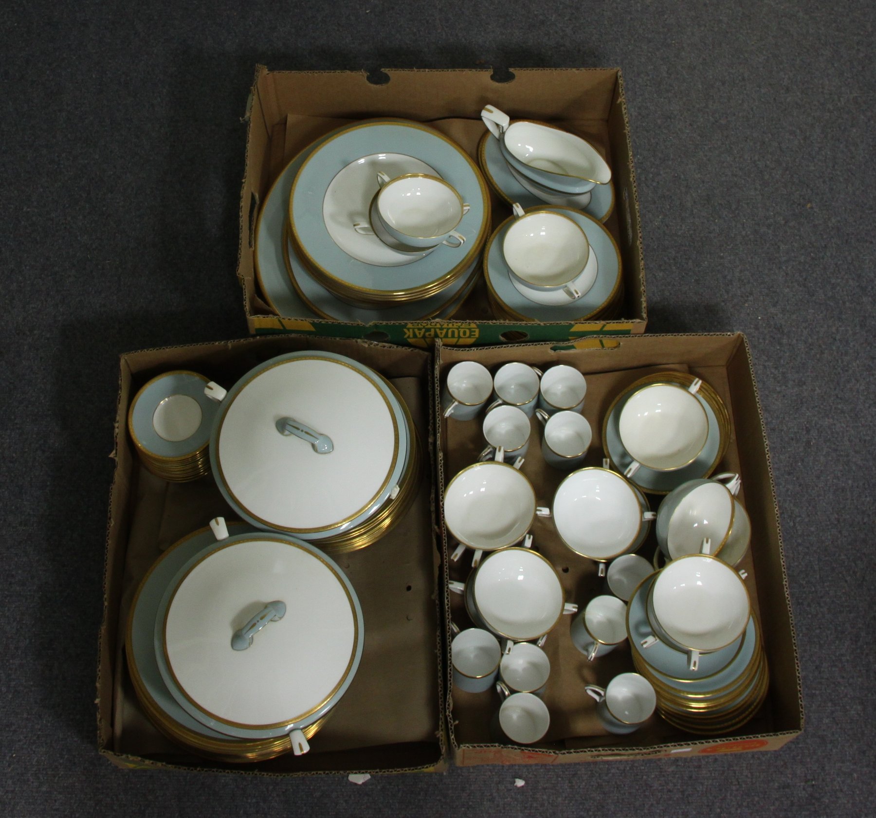 Appraisal: A Royal Worcester Westminster pattern dinner service soup bowls serving