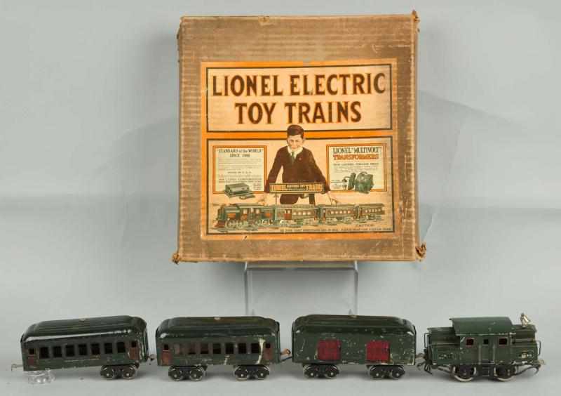 Appraisal: Tinplate Lionel O Gauge No Outfit Set Description American Pre-war