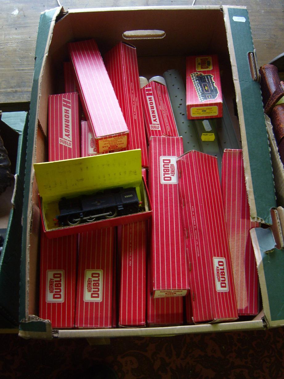 Appraisal: A collection of boxed and other Hornby Dublo gauge model