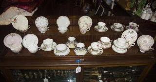 Appraisal: China Asst Teacups and Saucers