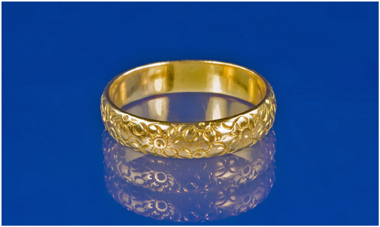 Appraisal: ct Gold Wedding Band With All Over Floral Engraving Weight