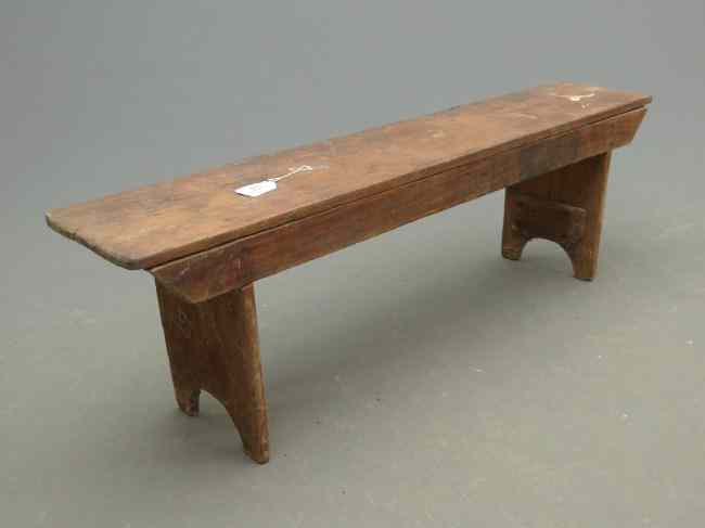 Appraisal: th c bootjack bench