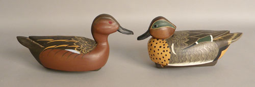 Appraisal: Two James Thompson duck decoys to include a green wing