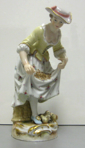 Appraisal: MEISSEN PORCELAIN FEMALE FIGURE After Kaendler's Town Crier Cries of