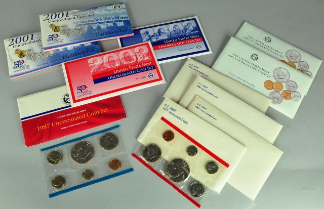 Appraisal: Ten Mint Sets With state quarters in later date sets